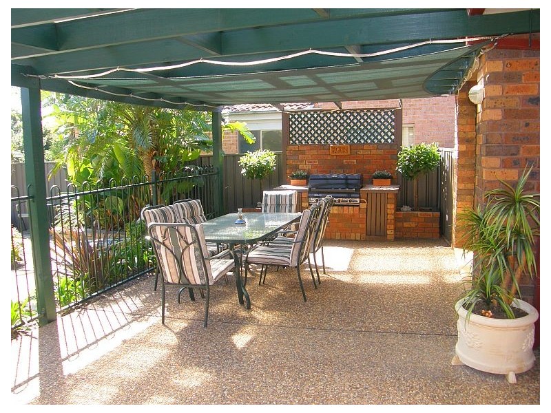 16 Albatross Circuit, Woronora Heights NSW 2233