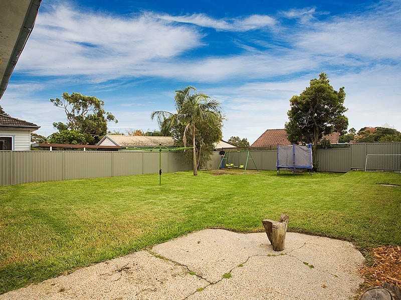 73 Fairview Avenue, Engadine NSW 2233