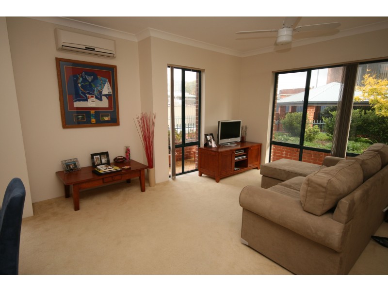 6/10 Toms Lane, Engadine NSW 2233