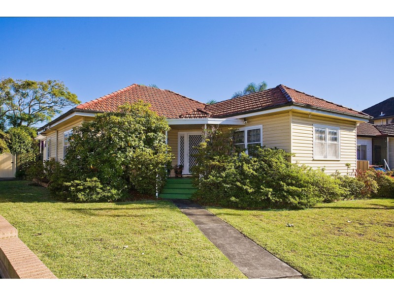 79 Loftus Avenue, Loftus NSW 2232