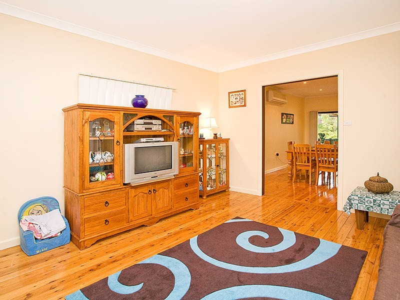 62 Oliver Street, Heathcote NSW 2233