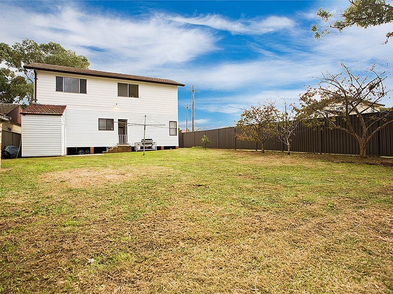 216 Cooriengah Heights Road, Engadine NSW 2233