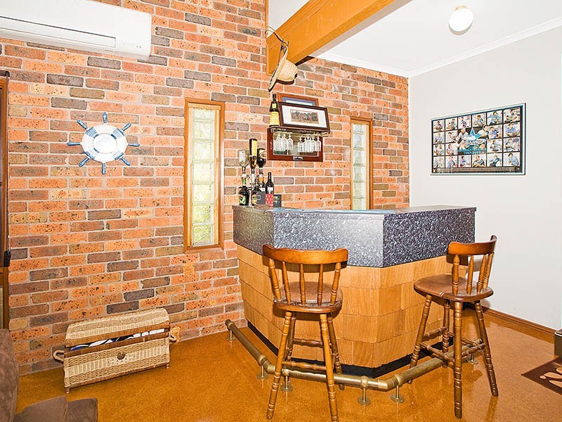 2 Falmar Place, Woronora Heights NSW 2233