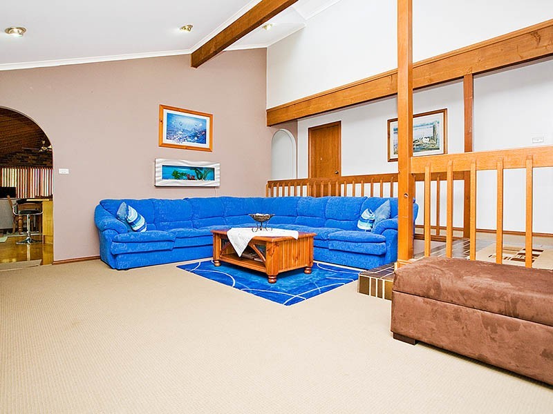 2 Falmar Place, Woronora Heights NSW 2233