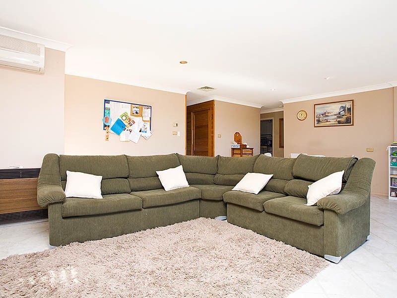 64 Peppermint Grove, Engadine NSW 2233