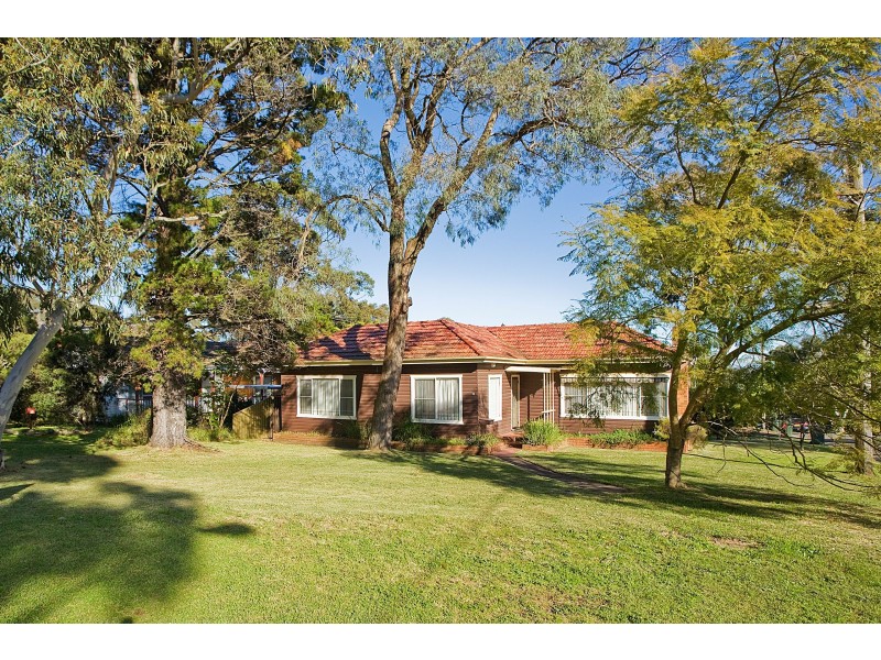 33 Boundary Road, Heathcote NSW 2233