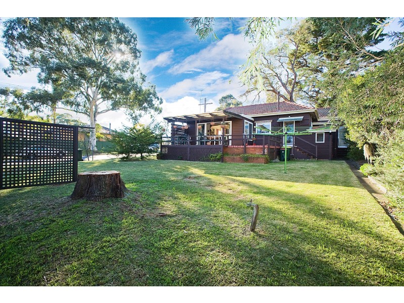 33 Boundary Road, Heathcote NSW 2233