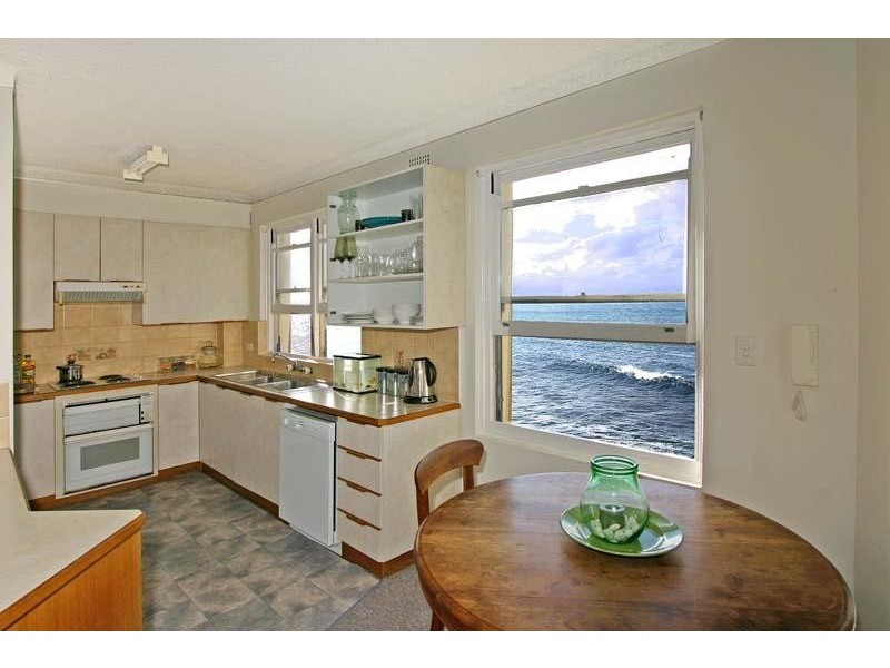 The Esplanade, Cronulla NSW 2230