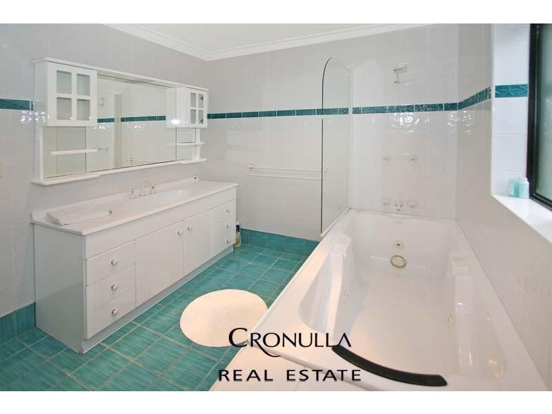 Darook Park Road, Cronulla NSW 2230