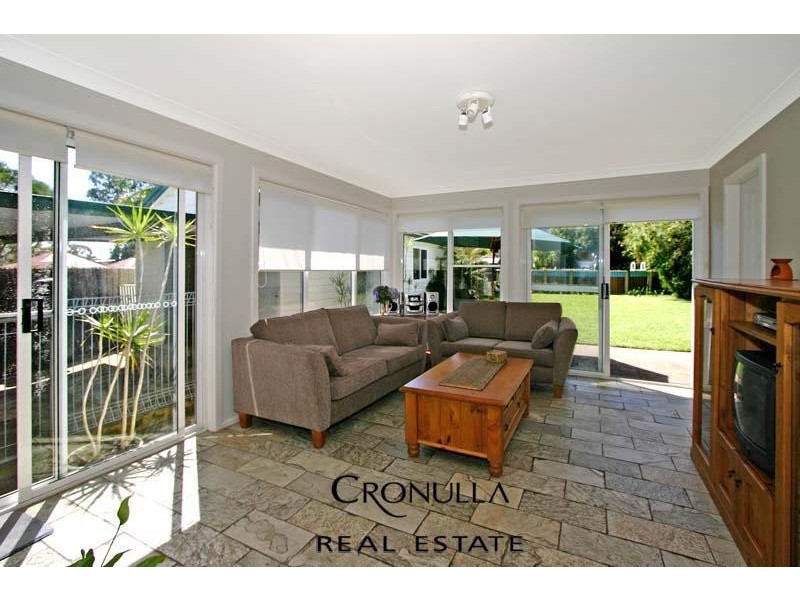 40 Arcadia Avenue, Gymea Bay NSW 2227