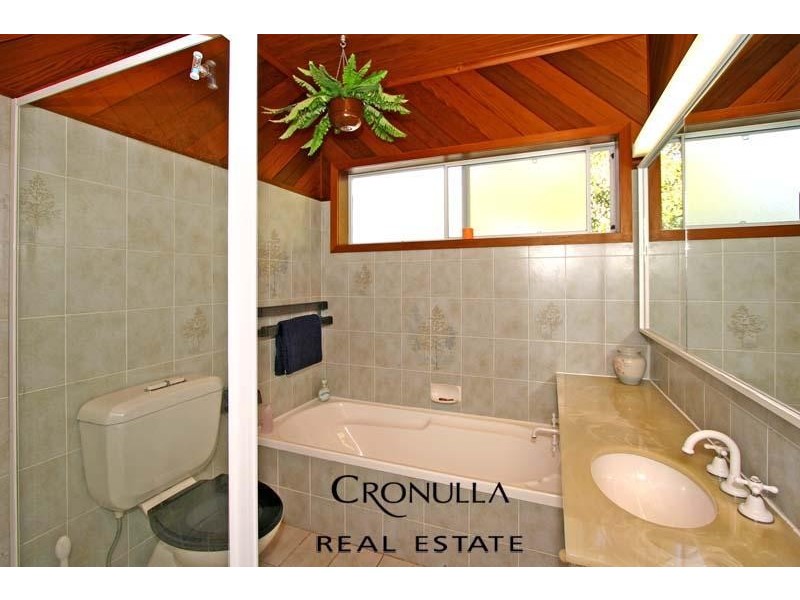 40 Arcadia Avenue, Gymea Bay NSW 2227