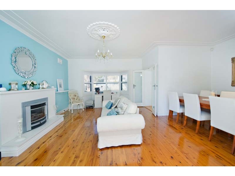 1 Laguna Street, Caringbah NSW 2229