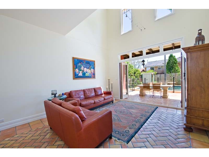 7 Onslow Place, Sylvania NSW 2224