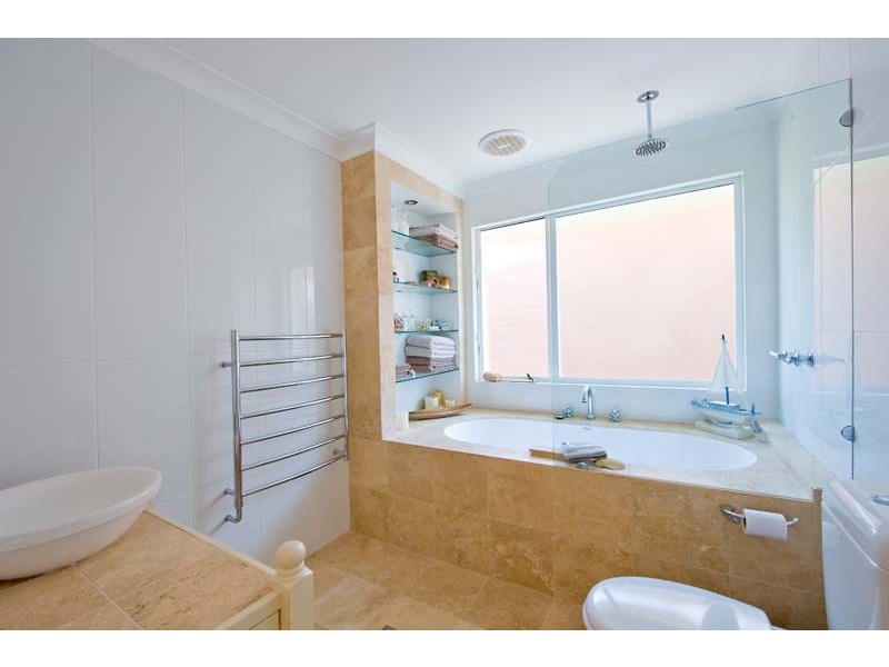 7 Onslow Place, Sylvania NSW 2224