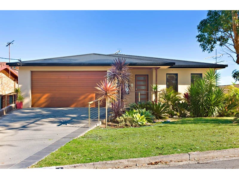 4 Loch Lomond Crescent, Burraneer NSW 2230