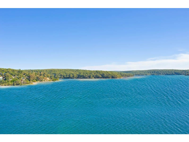 4 Loch Lomond Crescent, Burraneer NSW 2230