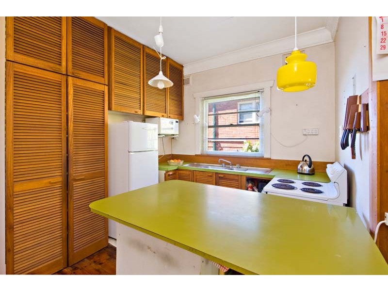 3 Benwerrin Ave, Carss Park NSW 2221