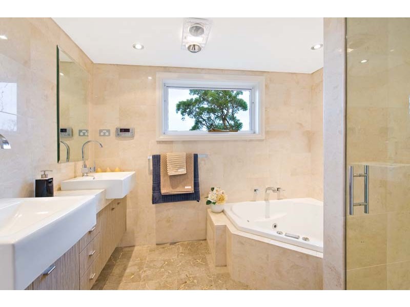 7 Lugano Avenue, Burraneer NSW 2230