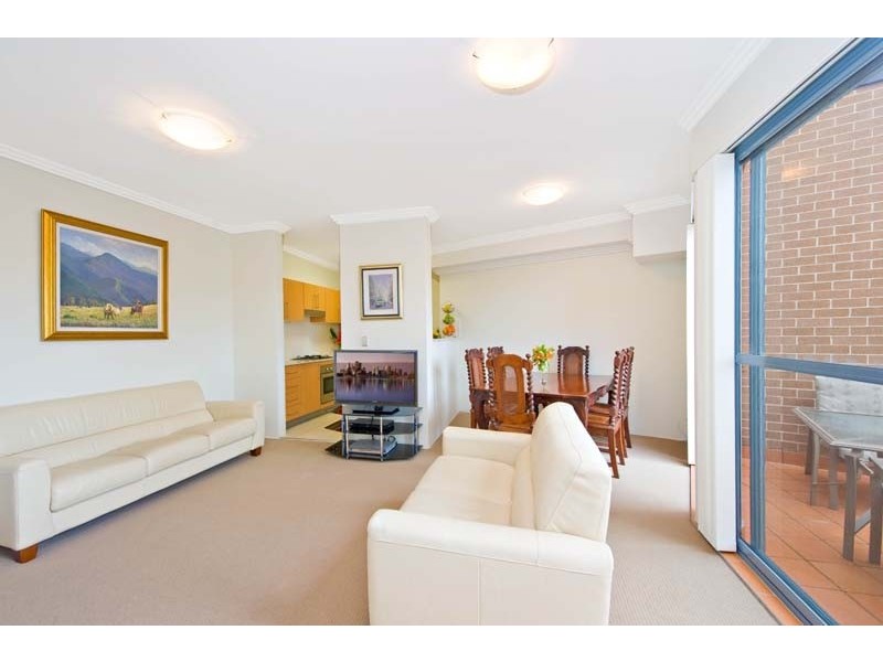 40/18-22 Gray St, Sutherland NSW 2232