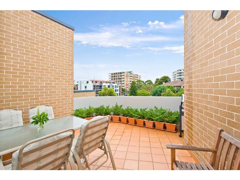 40/18-22 Gray St, Sutherland NSW 2232