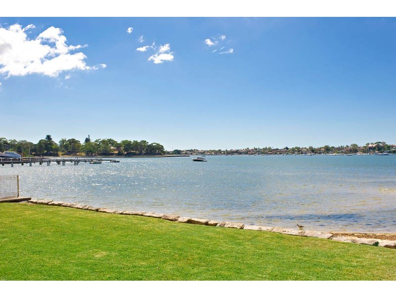 36 Beach Street, Blakehurst NSW 2221