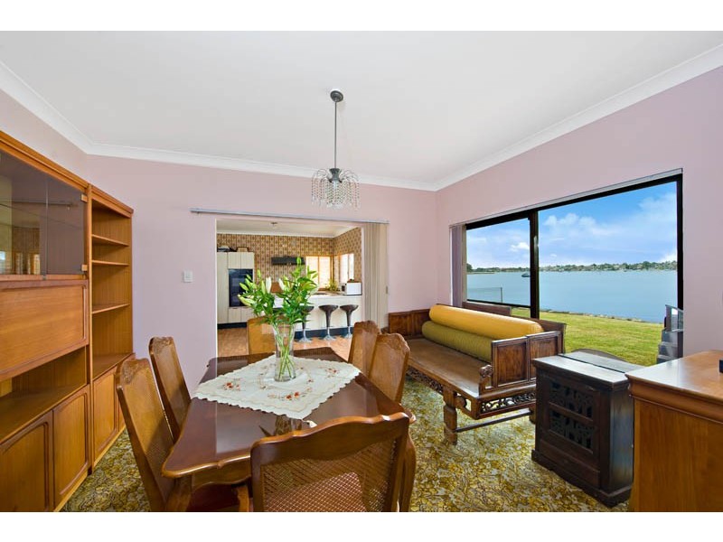 36 Beach Street, Blakehurst NSW 2221