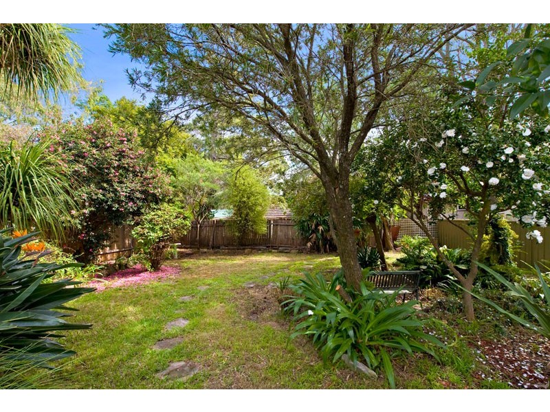 25 Girraween Avenue, Como NSW 2226
