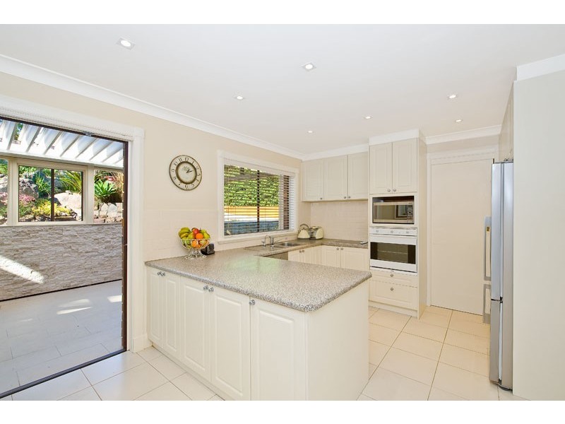 17 Van Buren Circuit, Bonnet Bay NSW 2226