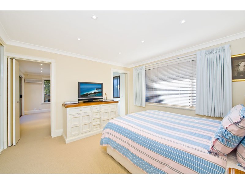 17 Van Buren Circuit, Bonnet Bay NSW 2226
