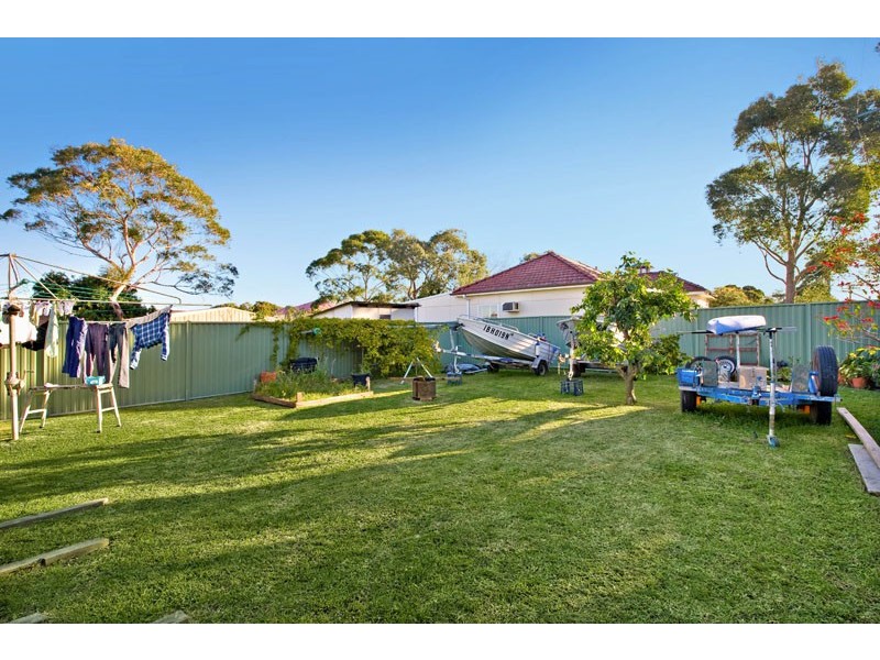 13 Parkview St, Miranda NSW 2228