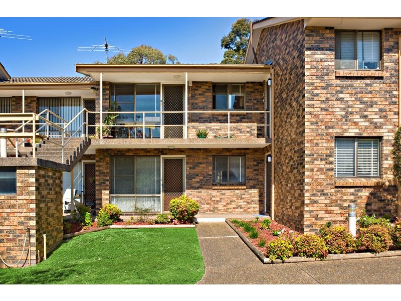 2/2-6 Jacaranda Rd, Caringbah NSW 2229