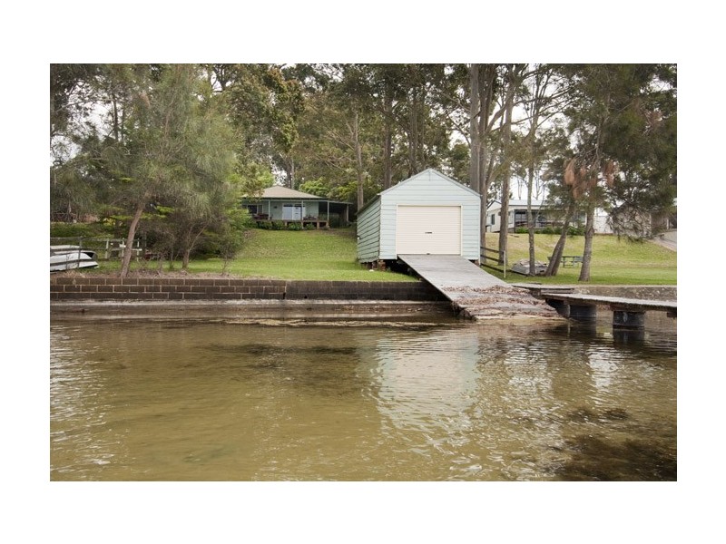 84 Loralyn Avenue, St Georges Basin NSW 2540