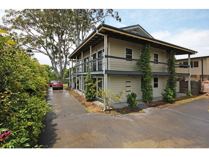 16 Ilett Street, Mollymook NSW 2539