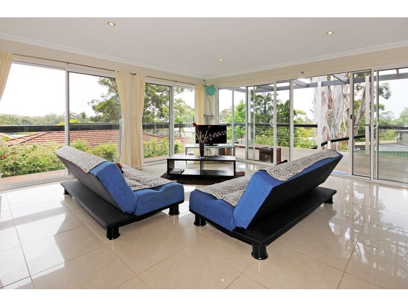 16 Ilett Street, Mollymook NSW 2539