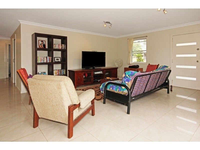 16 Ilett Street, Mollymook NSW 2539