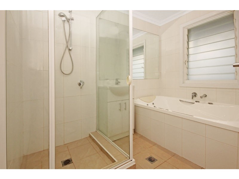 16 Ilett Street, Mollymook NSW 2539