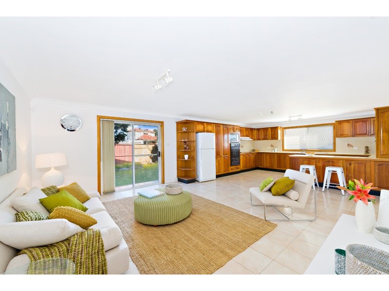 33 Mitchell Rd, Cronulla NSW 2230