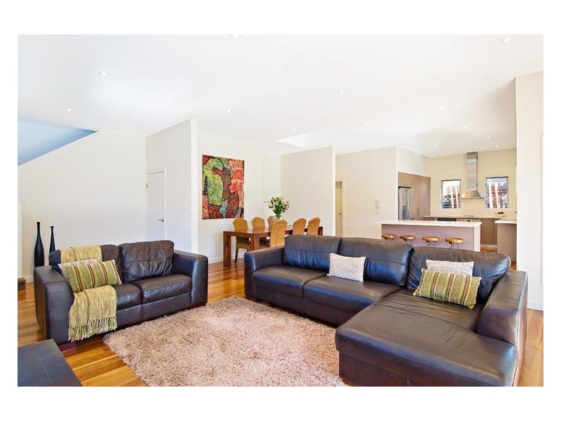 17 Warrina Road, Caringbah NSW 2229