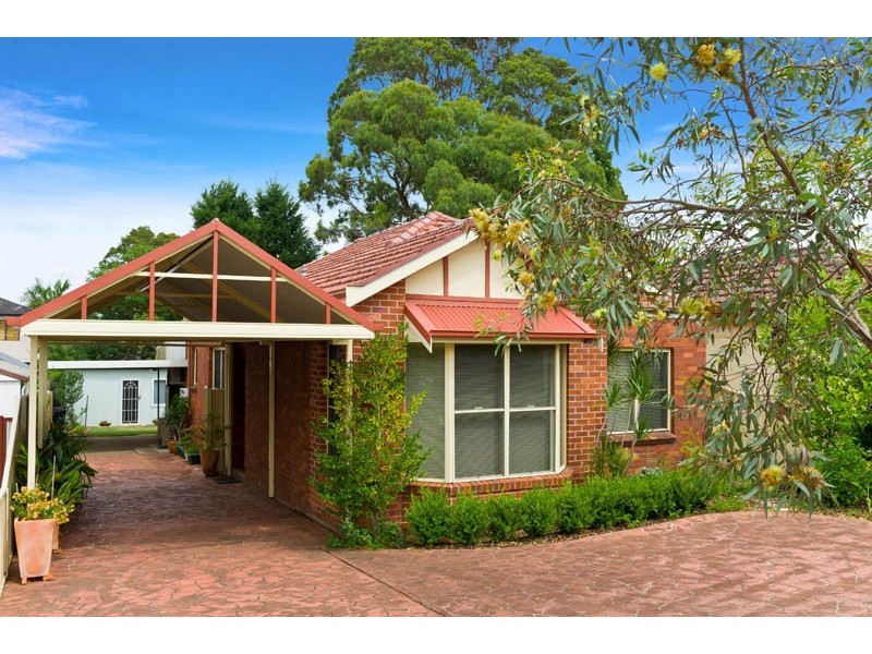 104 Lambeth St, Panania NSW 2213