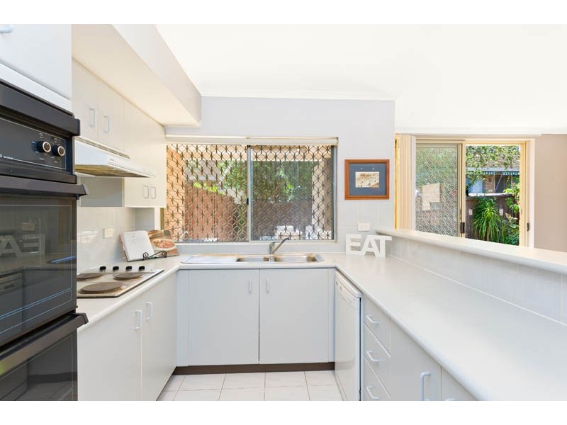 60 Mokera Ave, Kirrawee NSW 2232