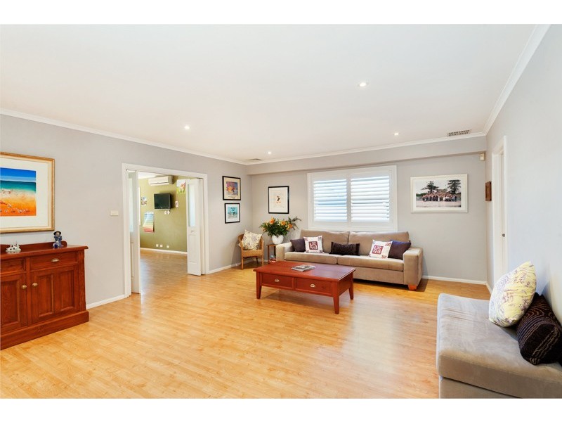 5 Cook St, Caringbah South NSW 2229