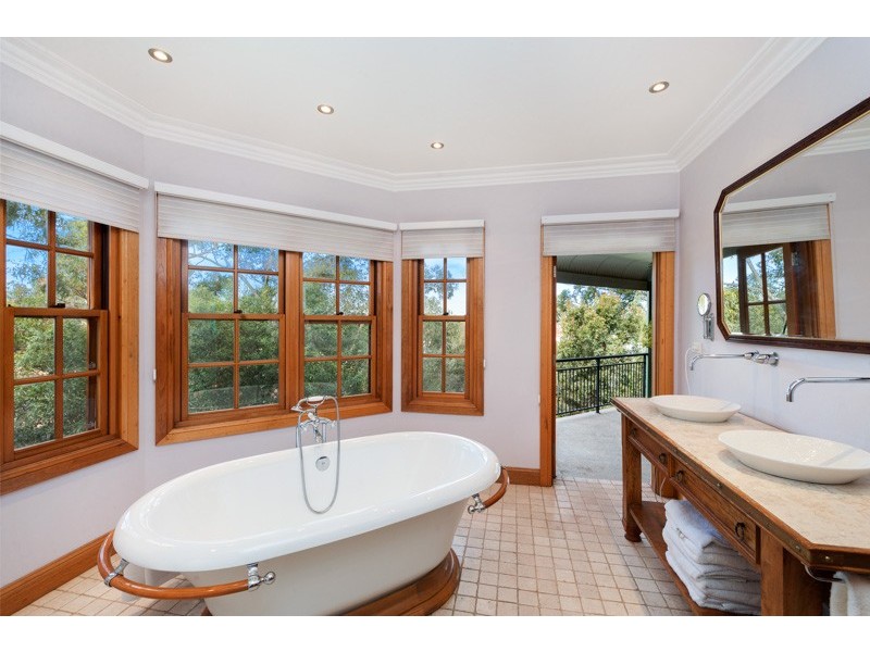 14 Rose Ave, Connells Point NSW 2221