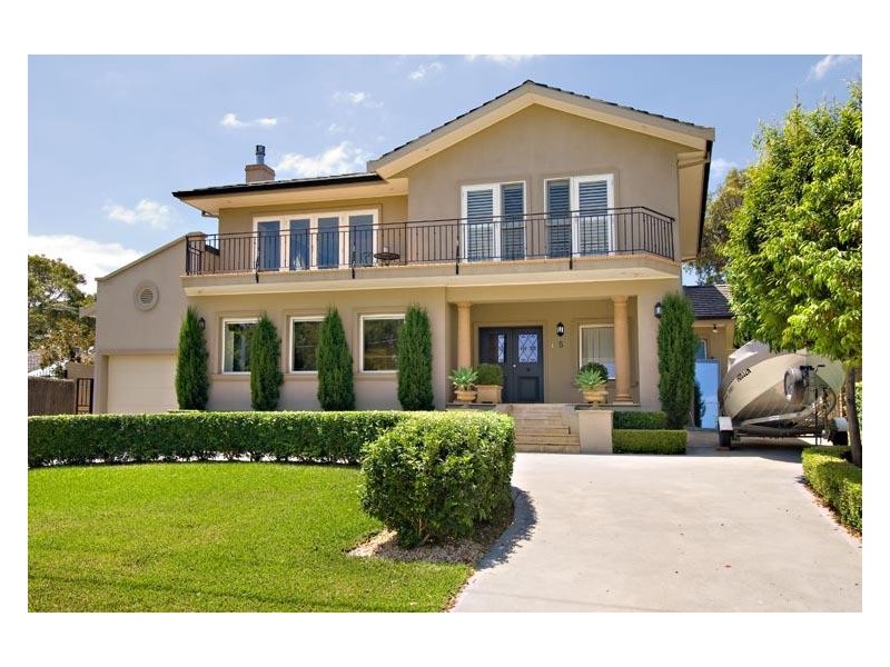 5 Irwine Road, Caringbah NSW 2229