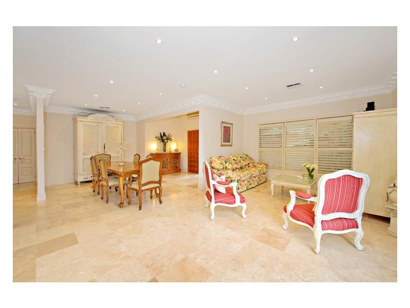 6 Yeramba Ave, Caringbah South NSW 2229