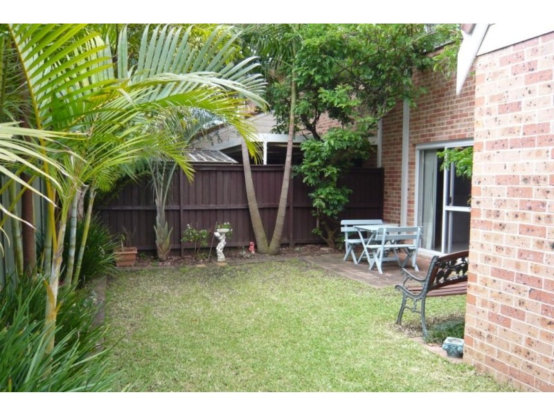 2/96 Kingsway, Woolooware NSW 2230