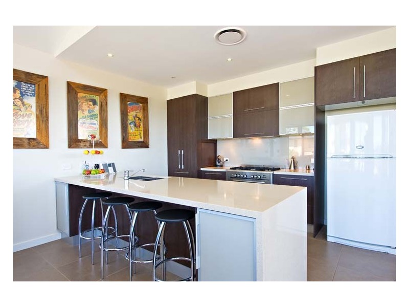 9 Seaview Street, Cronulla NSW 2230