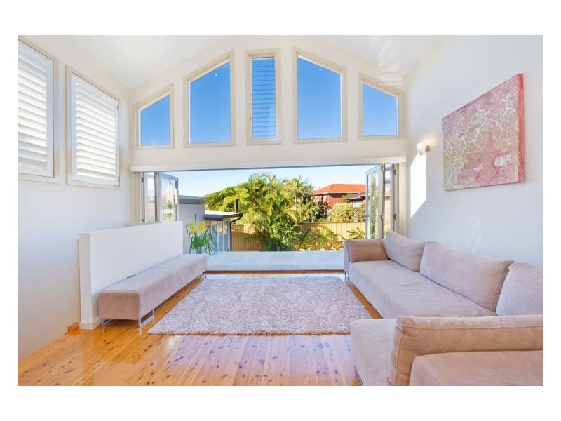 2 Windsor Road, Cronulla NSW 2230