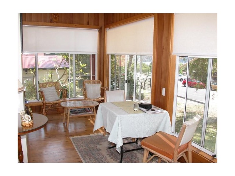 Como Parade, Como NSW 2226