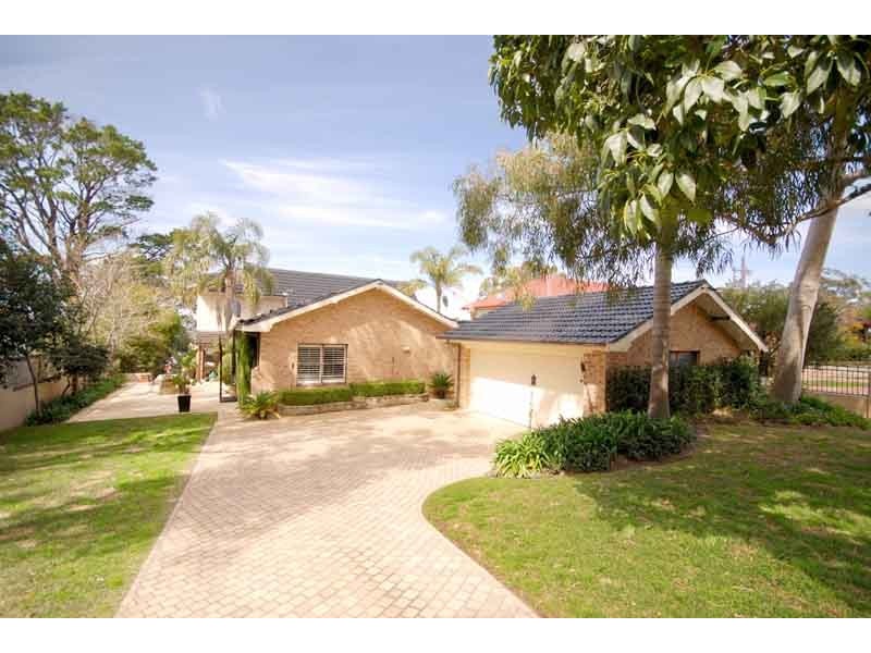 32 North East Crescent, Lilli Pilli NSW 2229