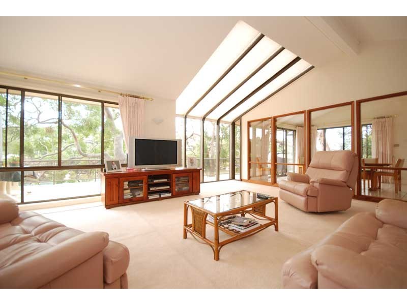 26 Goldfinch Place, Grays Point NSW 2232